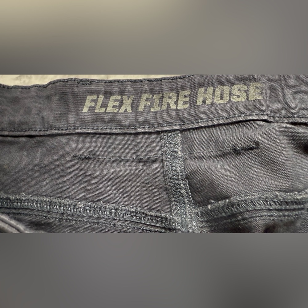 Duluth Men’s Fire Hose Carpenter rugged durable work Pants size 42x32 Navy - Picture 6 of 7
